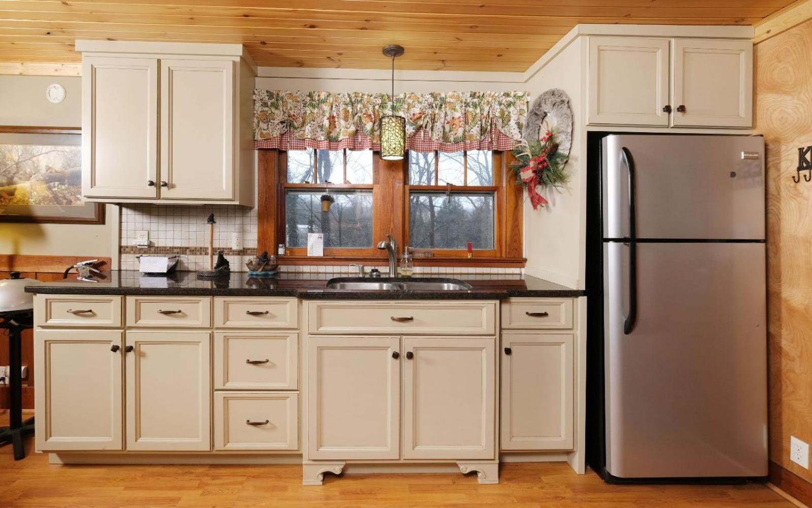 Karens Cozy Cottage 蓋特林堡 外观 照片